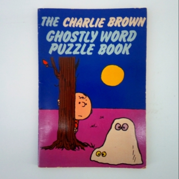 Vintage 1979 The Charlie Brown ghostly word puzzle book Peanuts Printed in USA - Picture 1 of 9